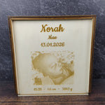 Lade das Bild in den Galerie-Viewer, Erinnerungstruhe für Kind und Baby mit Fotogravur
