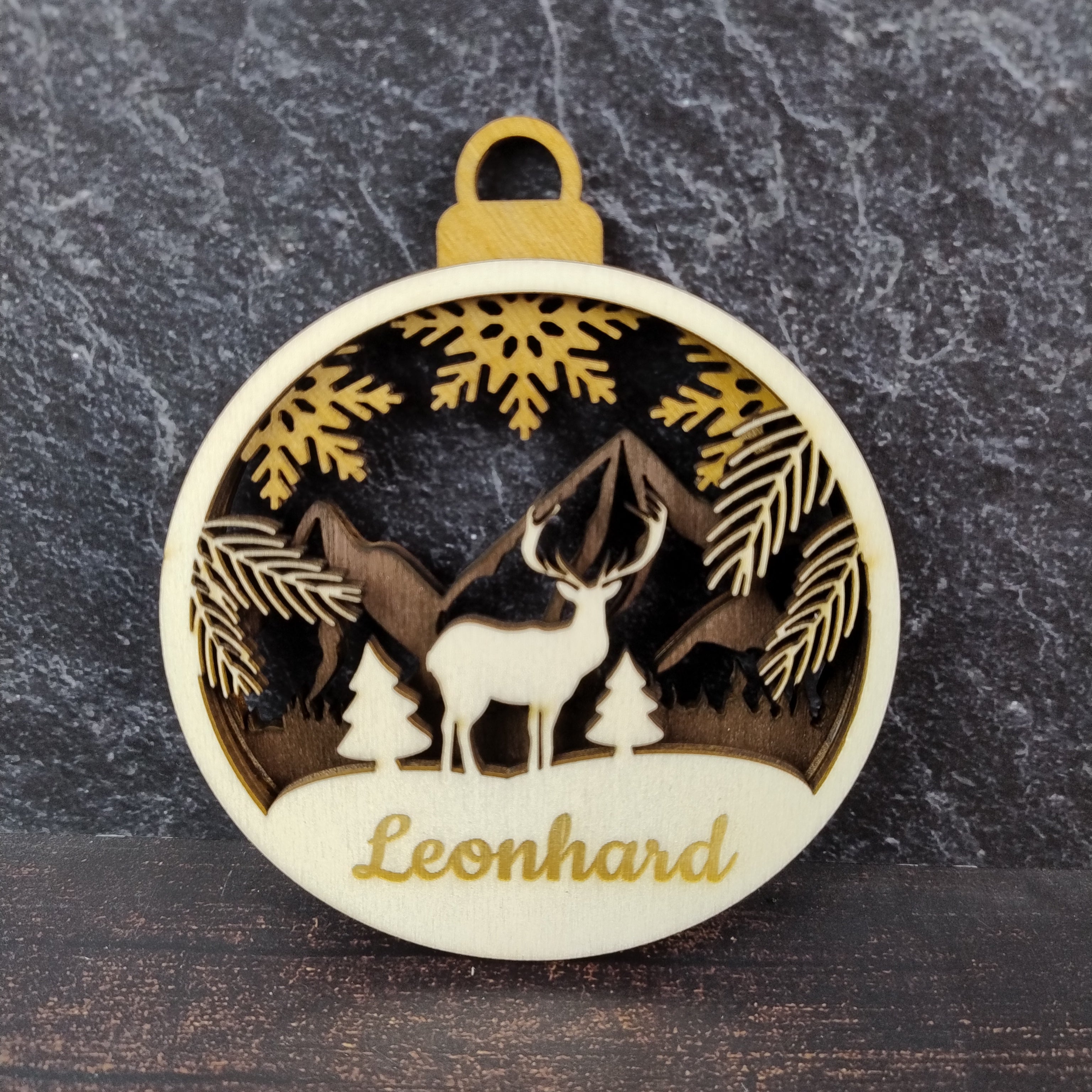 Personalisierbare 3D Weihnachtskugel - Hirsch